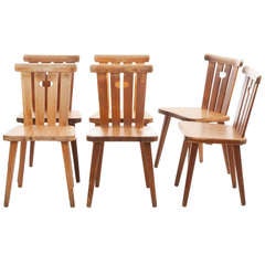 Set of 6 Pine Chairs style of Axel Einar Hjorth