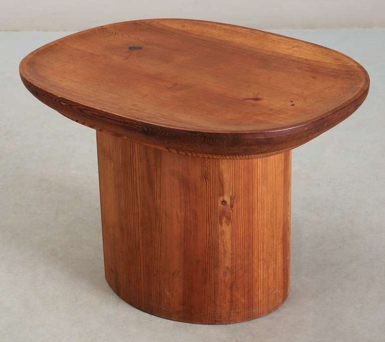 Very Rare Axel Einar Hjorth 'Utã' Modernist 'Brancusi' Side (Sofa) Table 1930