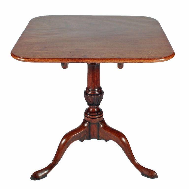 George III Mahogany Tip Top Tea Table In Excellent Condition For Sale In Newcastle upon Tyne, GB