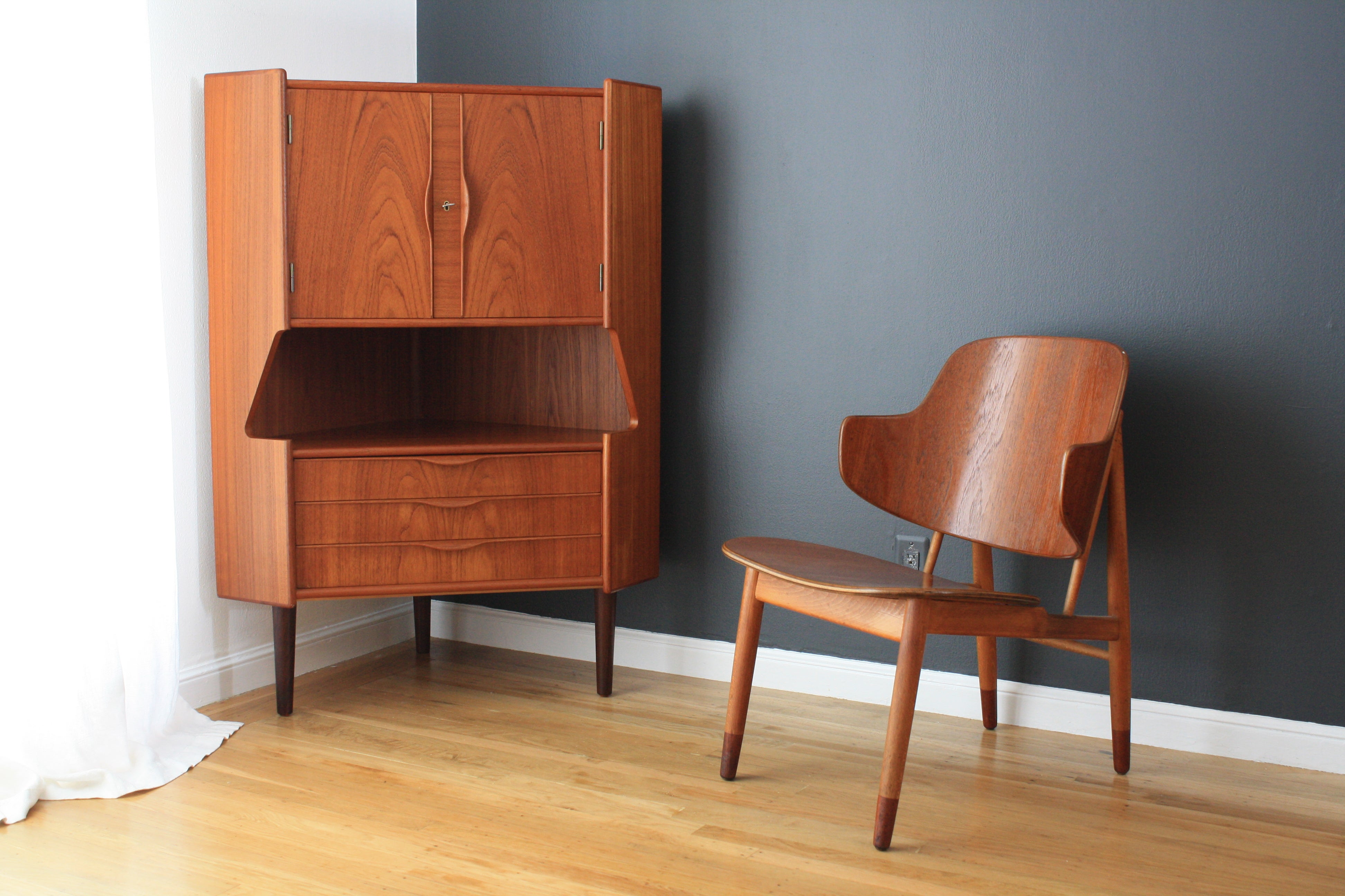 Danish Modern Teak Corner Bar Cabinet by Omann Jun