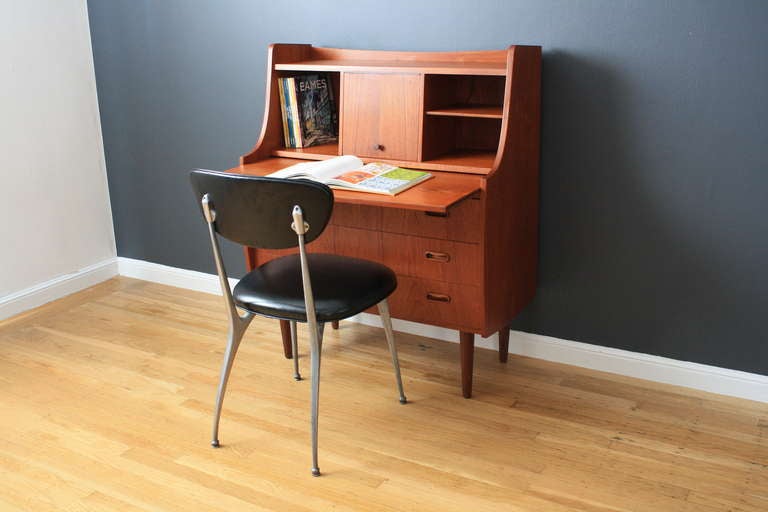 Shelby Williams Chairs Vintage - curvaturedesign