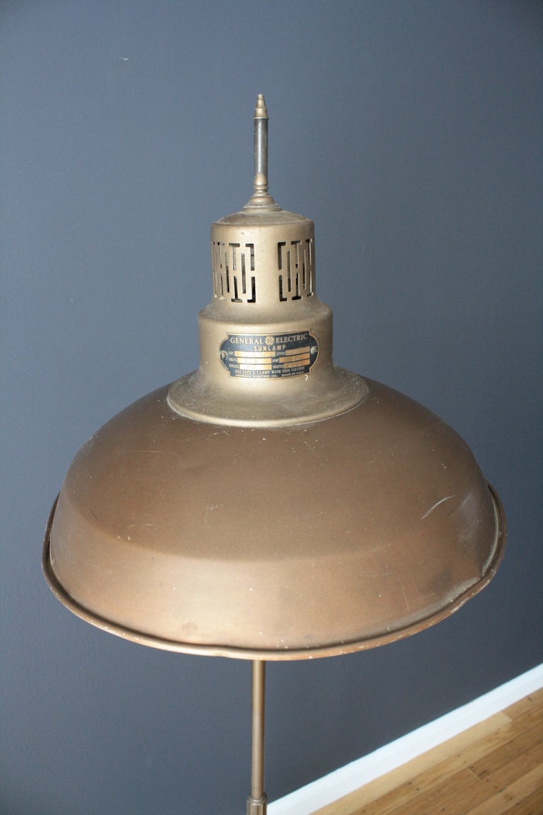 Vintage Mid-Century General Electric Sun Lamp at 1stdibs