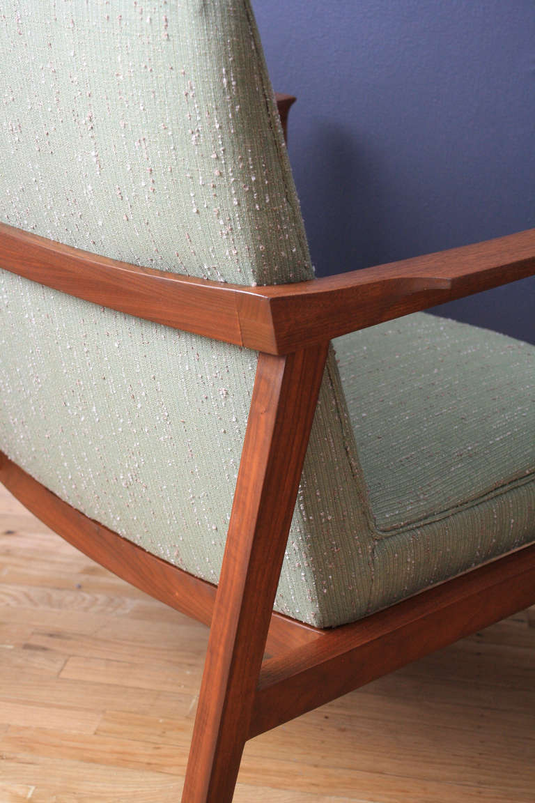 Pair of Mid-Century Modern Lounge Chairs by Edward Wormley 1