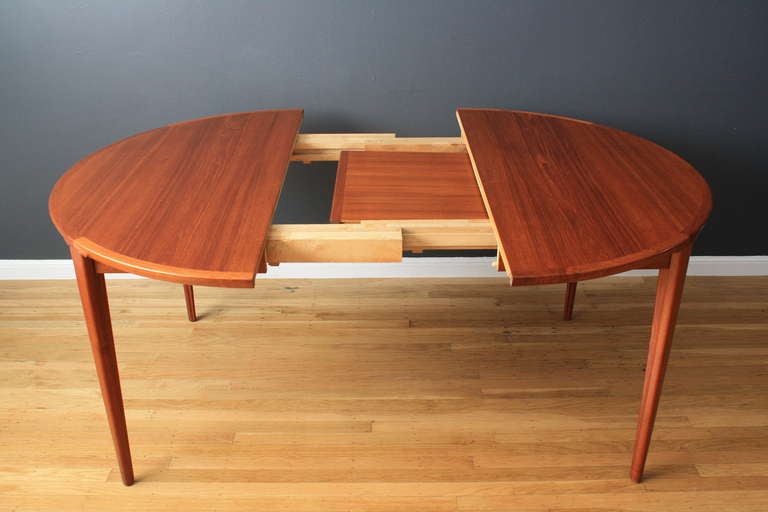 Teak Dining Table with Leaves by Henry Rosengren Hansen for Brande Møbelindustri 1