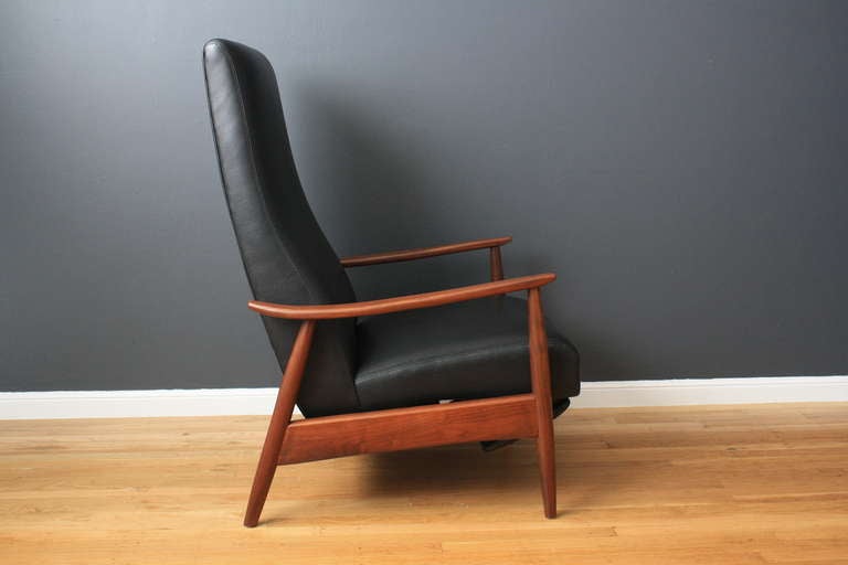 American Mid-Century Modern Recliner by Milo Baughman