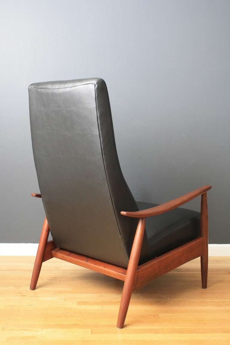 Mid-20th Century Mid-Century Modern Recliner by Milo Baughman