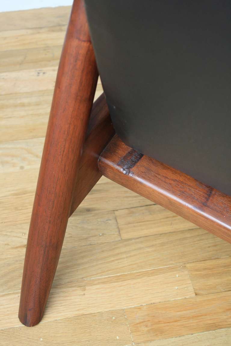 Mid-Century Modern Recliner by Milo Baughman 3