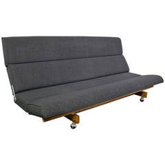 Vintage Daybed by MB Designs