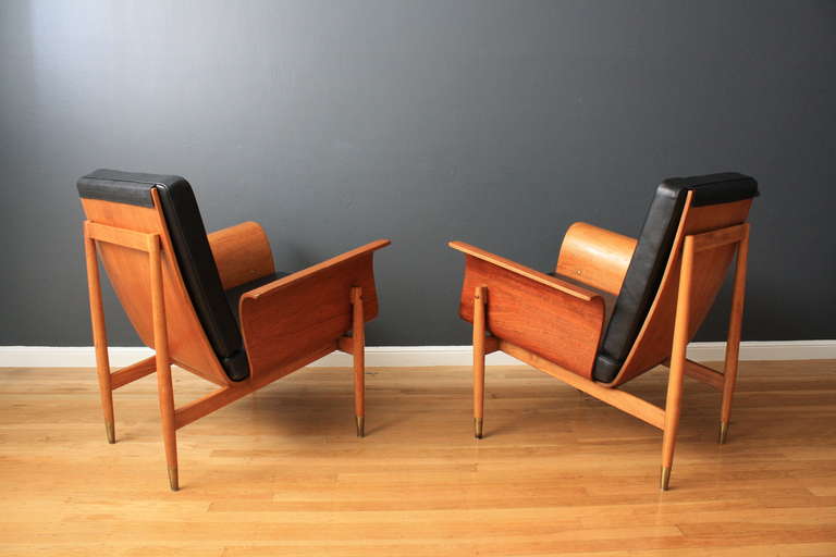 American Pair of Mid-Century Modern Lounge Chairs