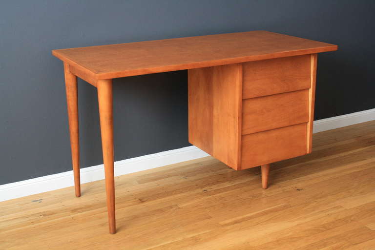 American Vintage Mid-Century Desk by Florence Knoll