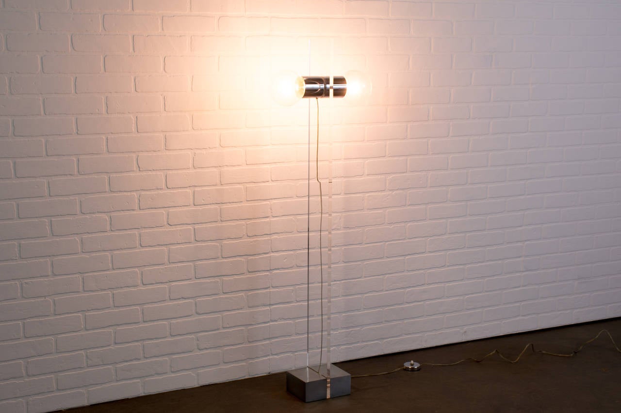 Acrylic Mid-Century Modern Lucite Floor Lamp