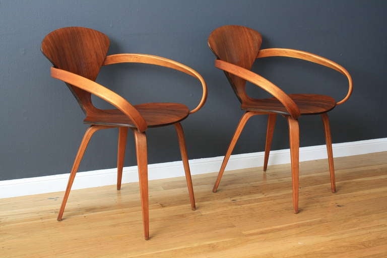 Pair of Vintage Cherner Pretzel Chairs