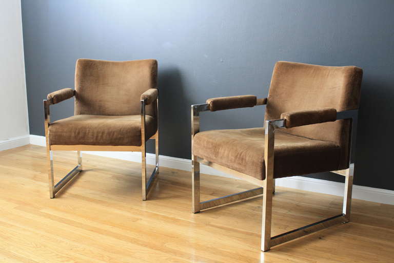 American Pair of Vintage Mid-Century Lounge Chairs