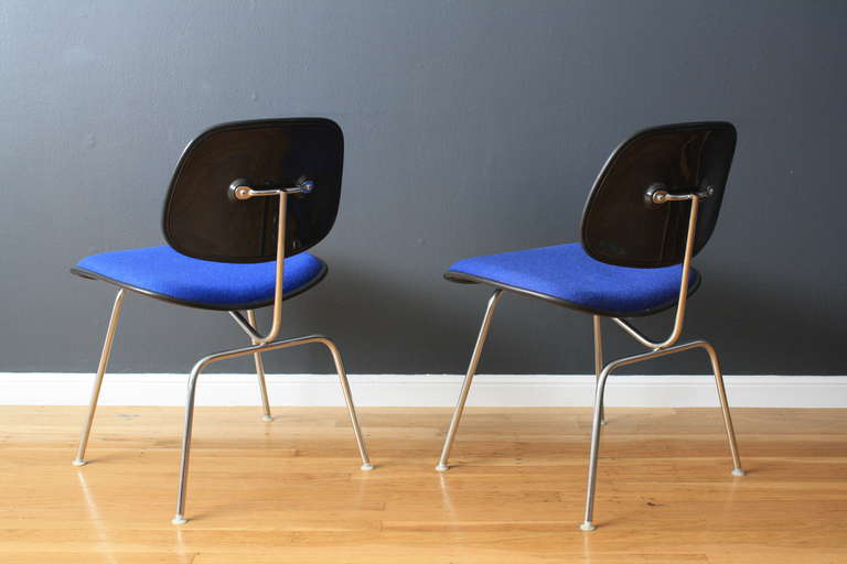 Mid-Century Modern Set of Four Herman Miller Chairs By Charles Eames