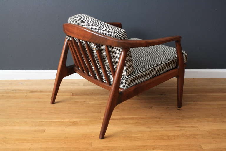20th Century Mid-Century Modern Milo Baughman Chair