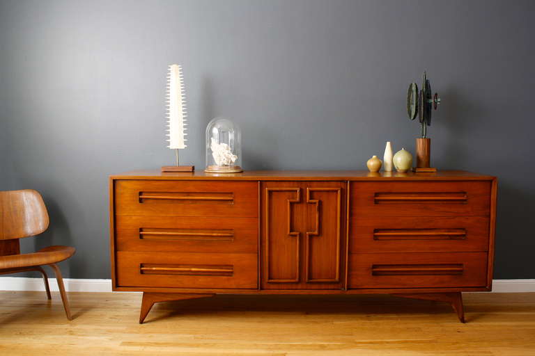 Mid-Century Modern Low Dresser In Good Condition In San Francisco, CA