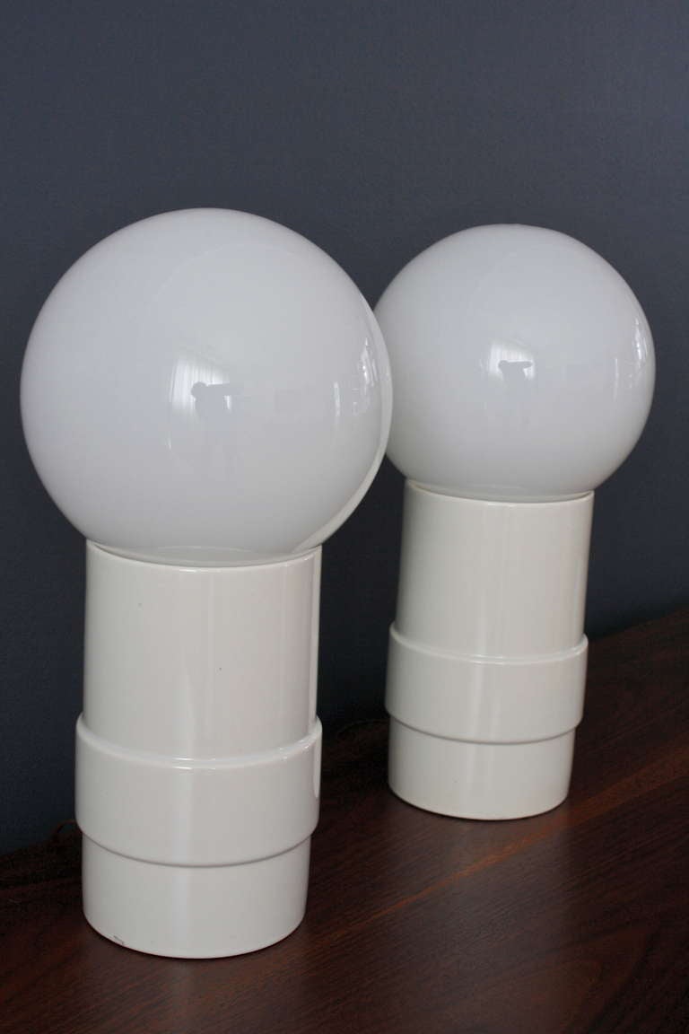 Pair of Mid-Century Modern Ceramic Globe Table Lamps 2