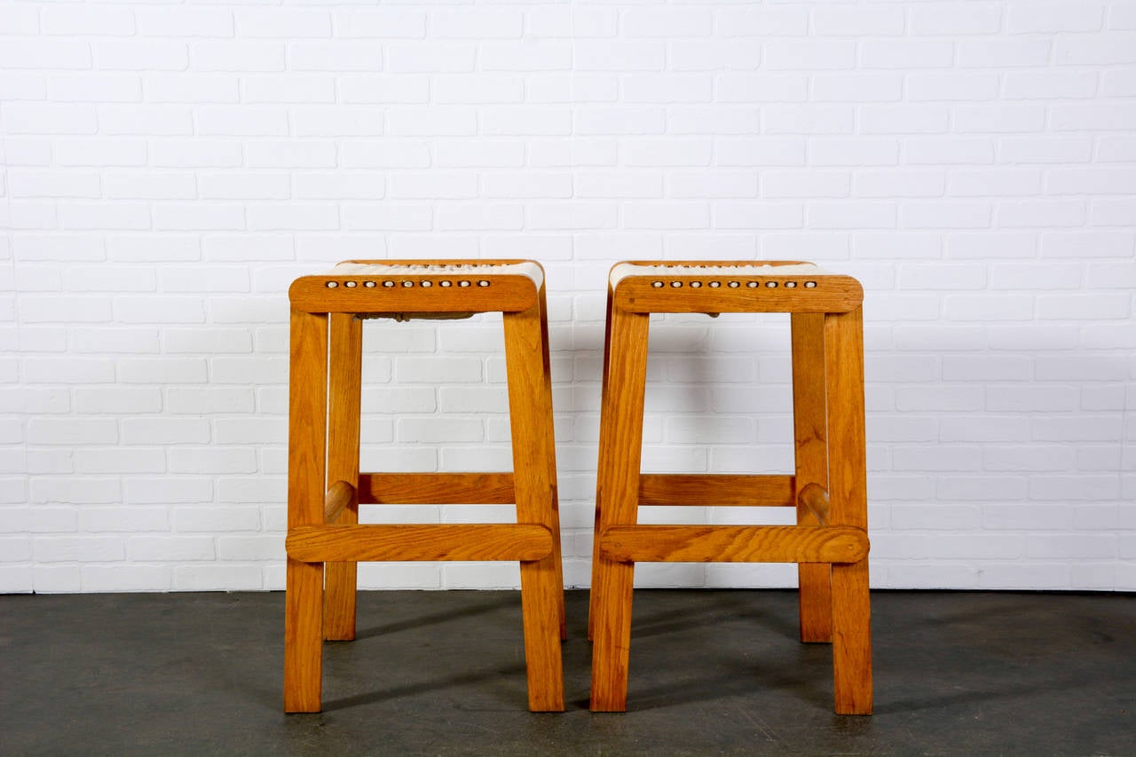 Mid-Century Modern Pair of Vintage Midcentury Bar Stools