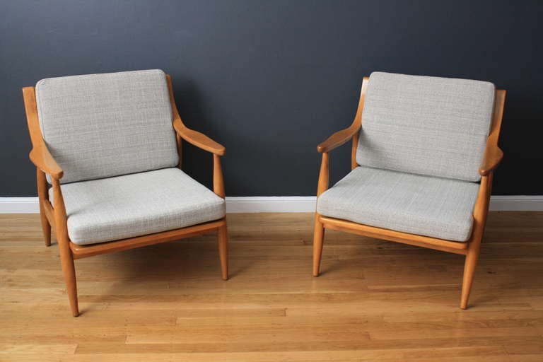 Pair of Vintage Mid-Century Lounge Chairs by Russel Wright In Good Condition In San Francisco, CA