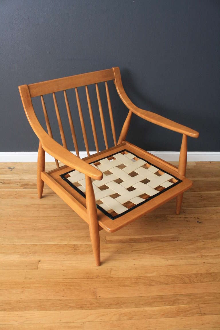 Maple Pair of Vintage Mid-Century Lounge Chairs by Russel Wright