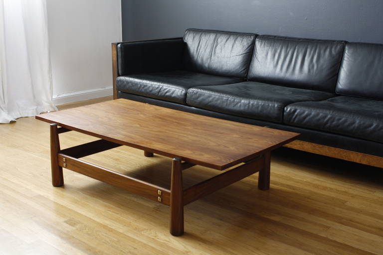 Vintage Mid-century Coffee Table by Jean Gillon for Móveis Cimo 2