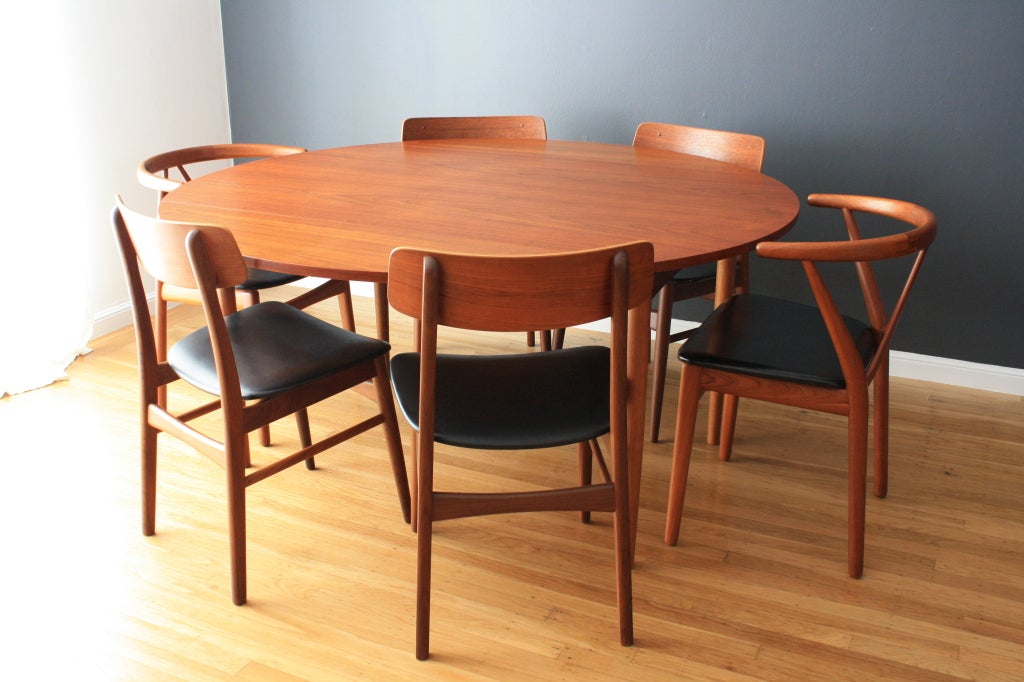 Pair of Danish Modern Chairs by Bruno Hansen 5