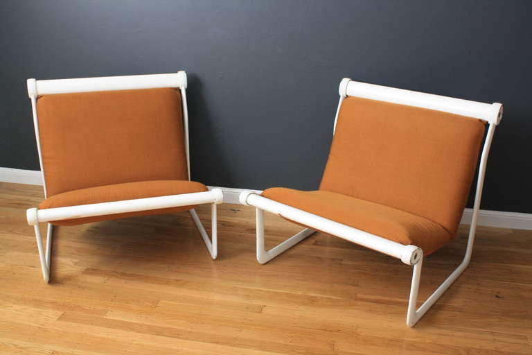 Vintage Loveseat and Lounge Chairs Set by Knoll In Good Condition In San Francisco, CA