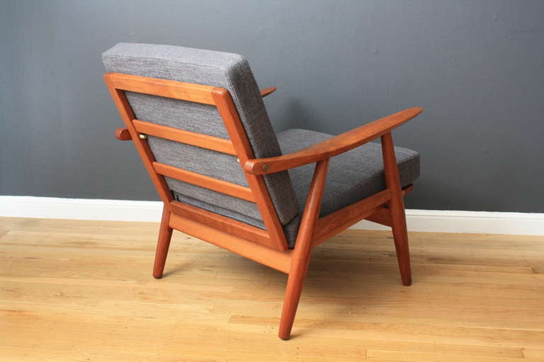 Scandinavian Modern Danish Modern Hans Wegner Lounge Chair