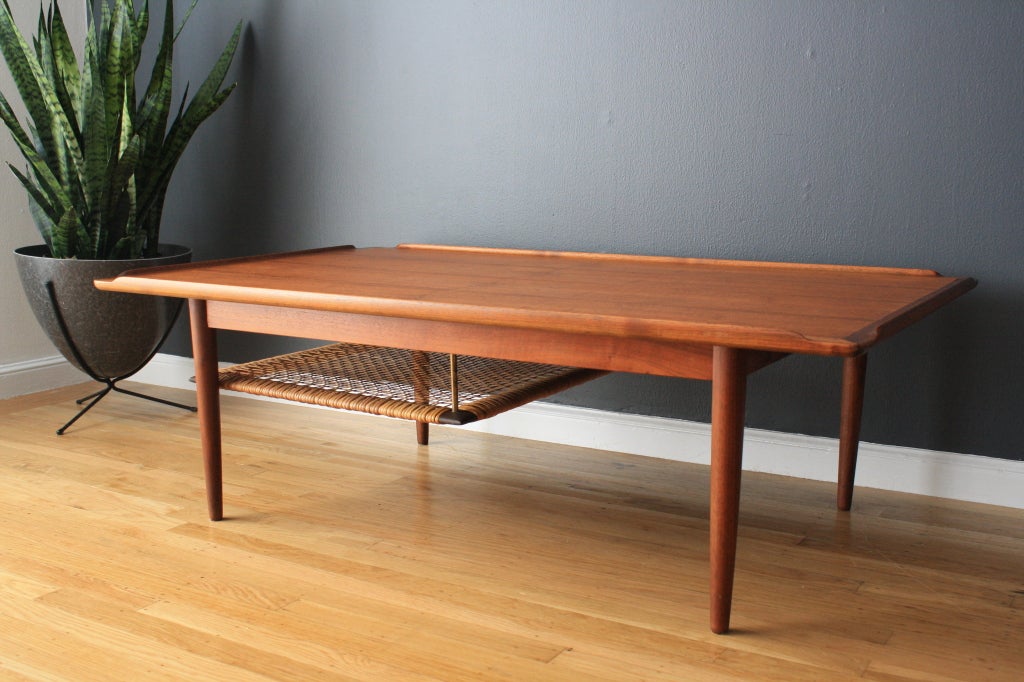 Danish Modern Teak Coffee Table by Poul Jensen for Selig 6