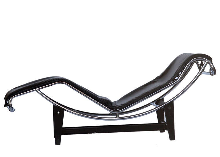 1970's Chaise Lounge Inspired by Le Corbusier Model LC4 In Excellent Condition In Van Nuys, CA