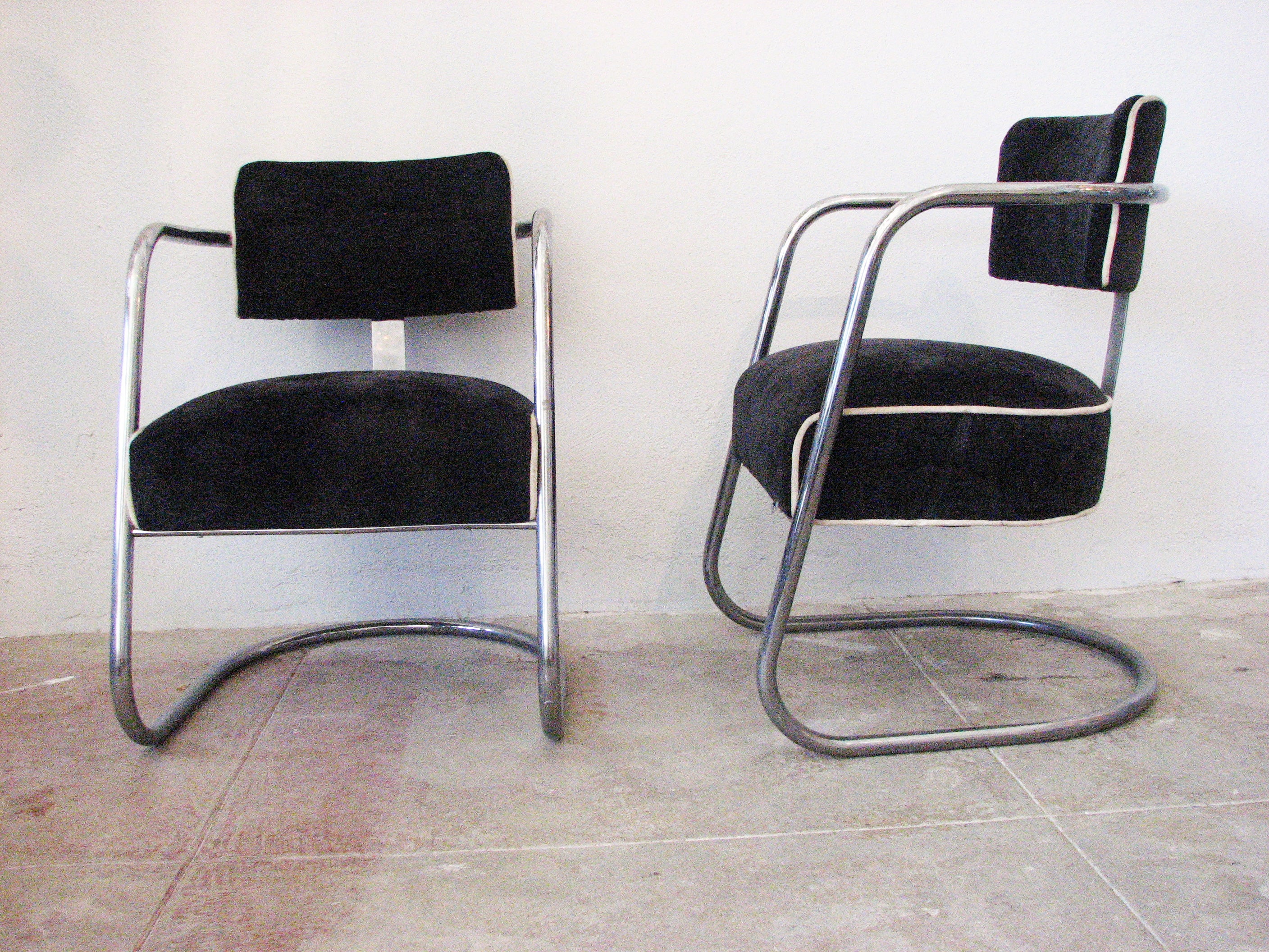 Cantilevered Art Deco Tubular Chrome Chairs by Jones Decorating Company