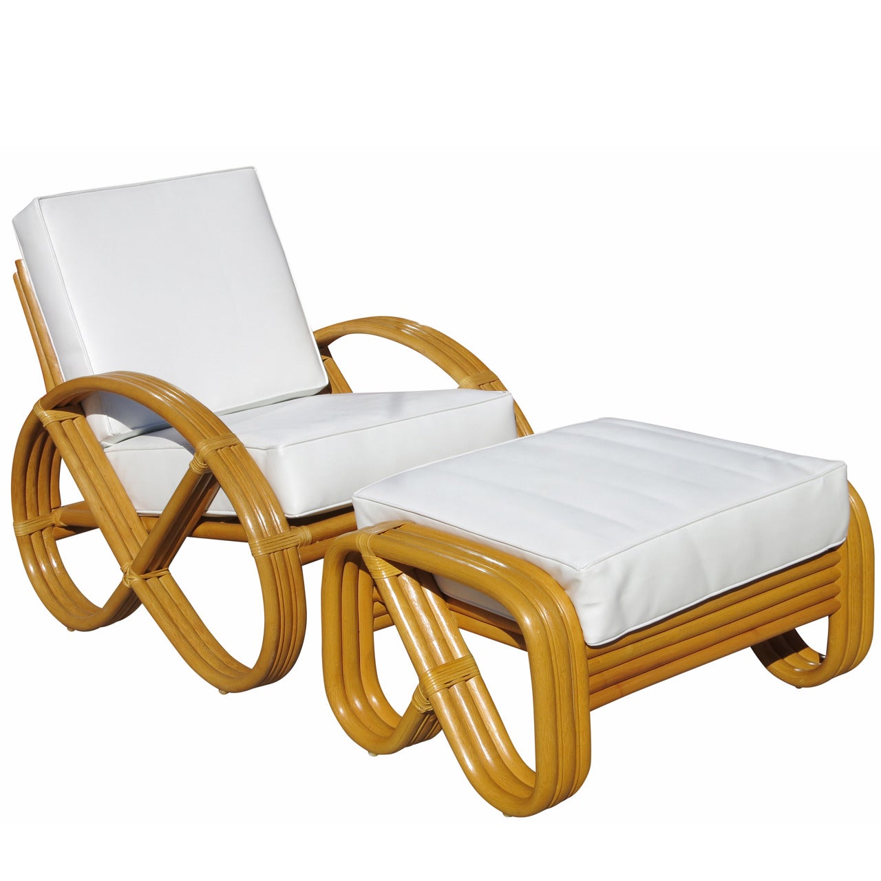 Round Pretzel Arm Rattan Lounge Chair