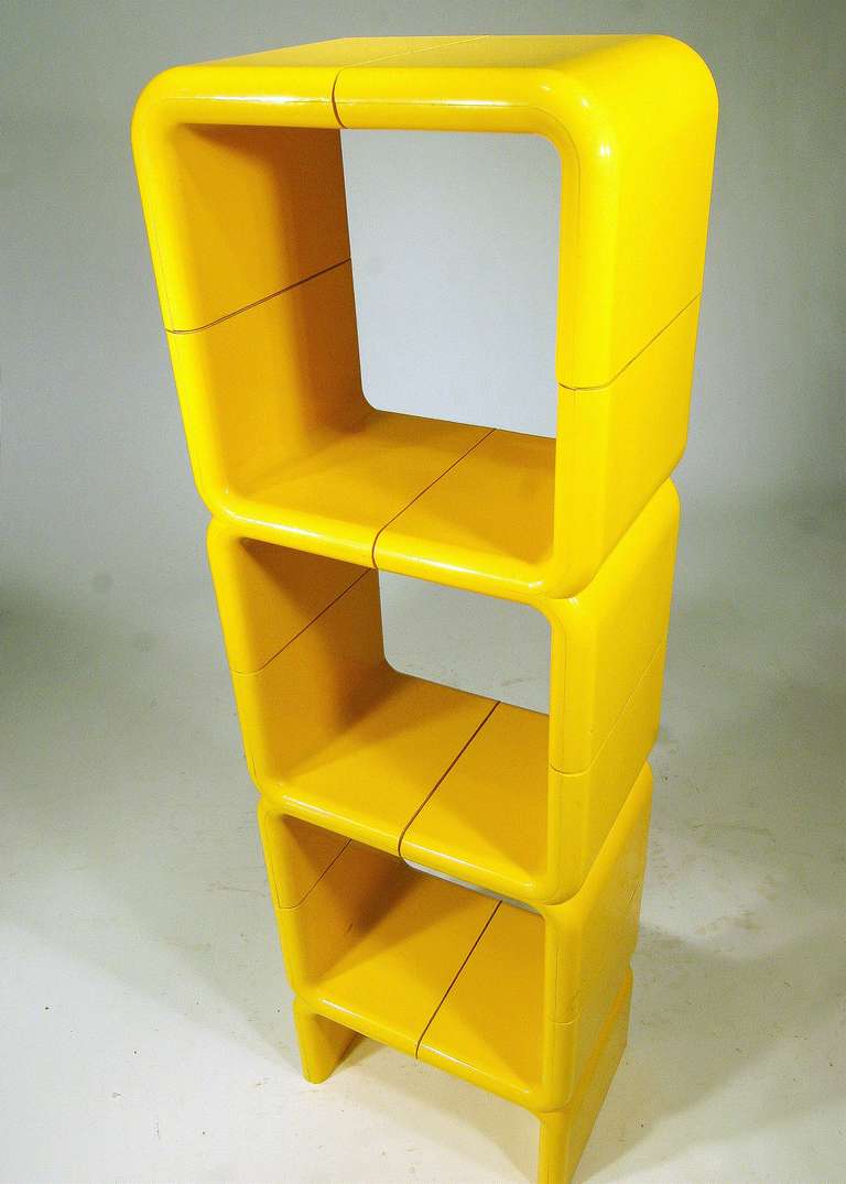 Rare Kay Leroy Ruggles UMBO modular vertical shelve / room divider manufactured by Directional Industries in New York. The shelving is made of heavy grade plastic, great late mod piece.

This is a part of a set. The matching piece can be found