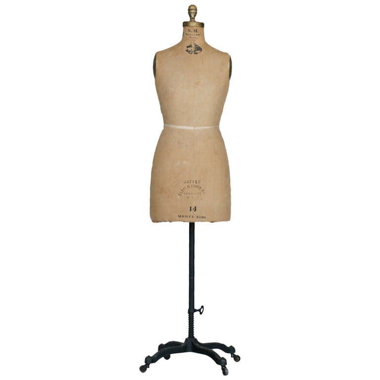 Using your dressmakers dummy Dressmaker form for sale: UK Size 8 Dressmaking Mannequin Form Dummy: 20 £ | Vintage style wire mannequin, shabby chic, ornamental dressmakers form: 20 £ | Ret.