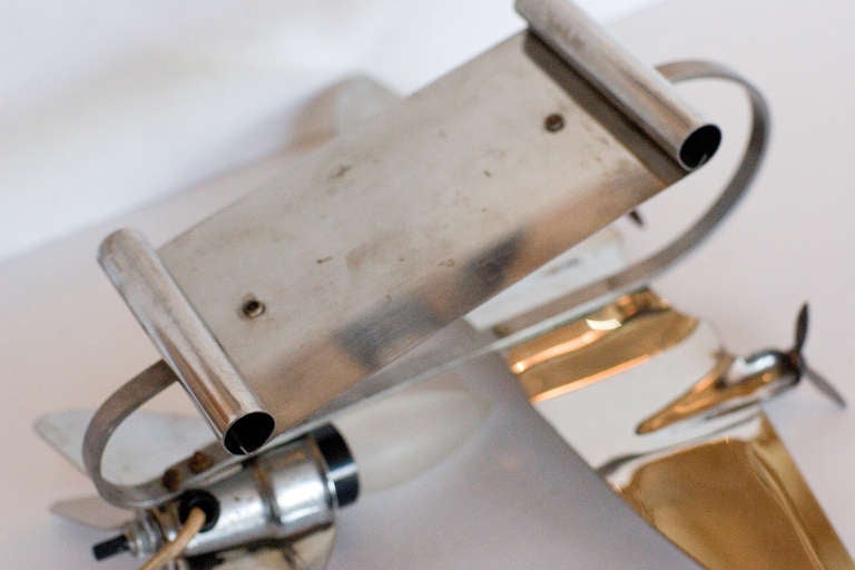 Streamline Airplane Table Lamp 1