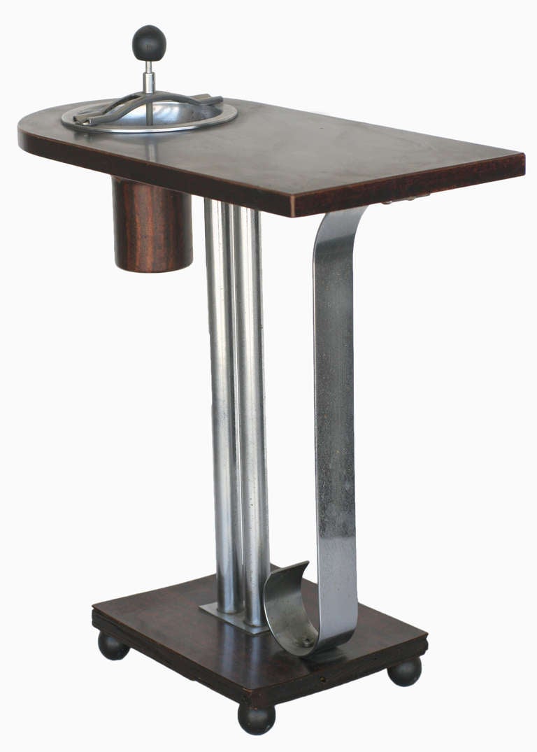 ash tray table
