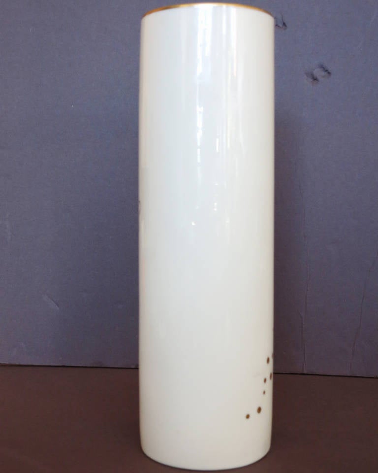 American Lenox Bone China Vase w/ 24K Gold Leaf Seahorses