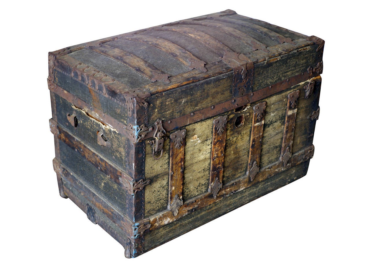 Dear Customer, I have marked many of my items for the 1stdibs Saturday Sale, take a look and save from 20% to 50% now. Take a look at all of these items; https://goo.gl/hNLz4x

Victorian Domed Top "Saratoga" trunk featuring a beautiful