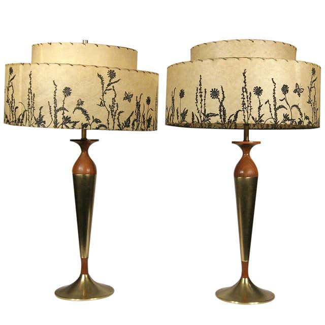 Brass and Mahogany Architectural Table Lamp For Sale at 1stdibs