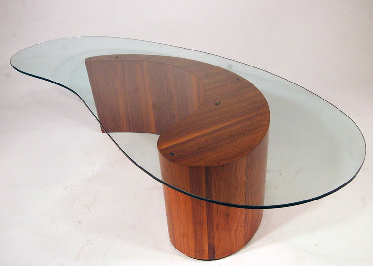 Vladimir Kagan Biomorphic Cocktail Table In Excellent Condition In Van Nuys, CA