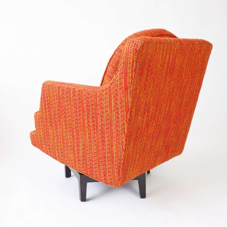 Swivel Armchair by Edward Wormley for Dunbar In Excellent Condition For Sale In New York, NY