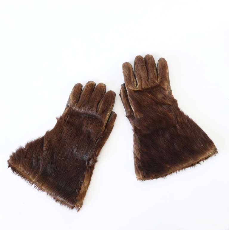 Bearskin Coachman's Gloves For Sale at 1stdibs