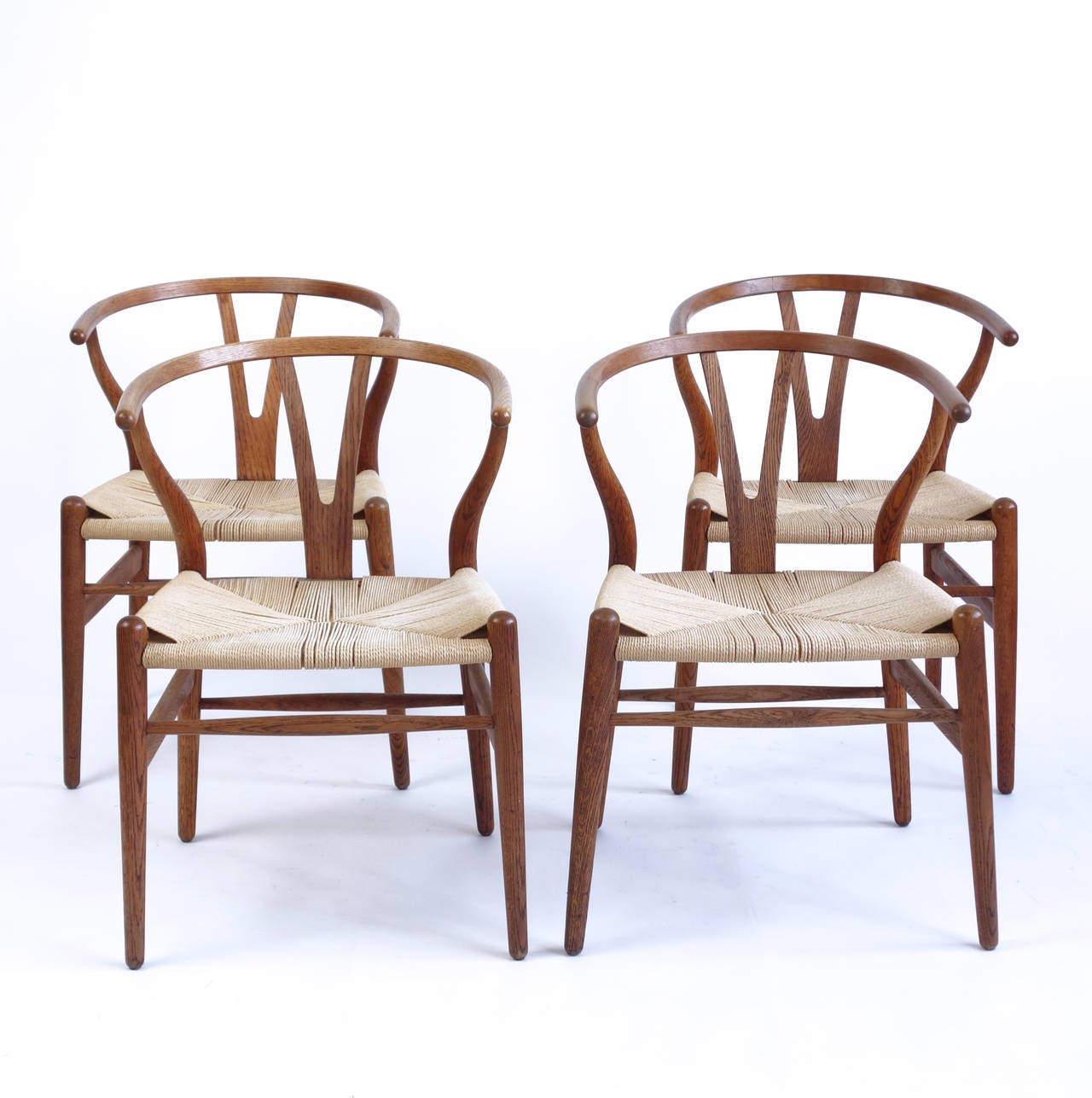 Four Early Hans Wegner Wishbone Chairs In Excellent Condition In New York, NY