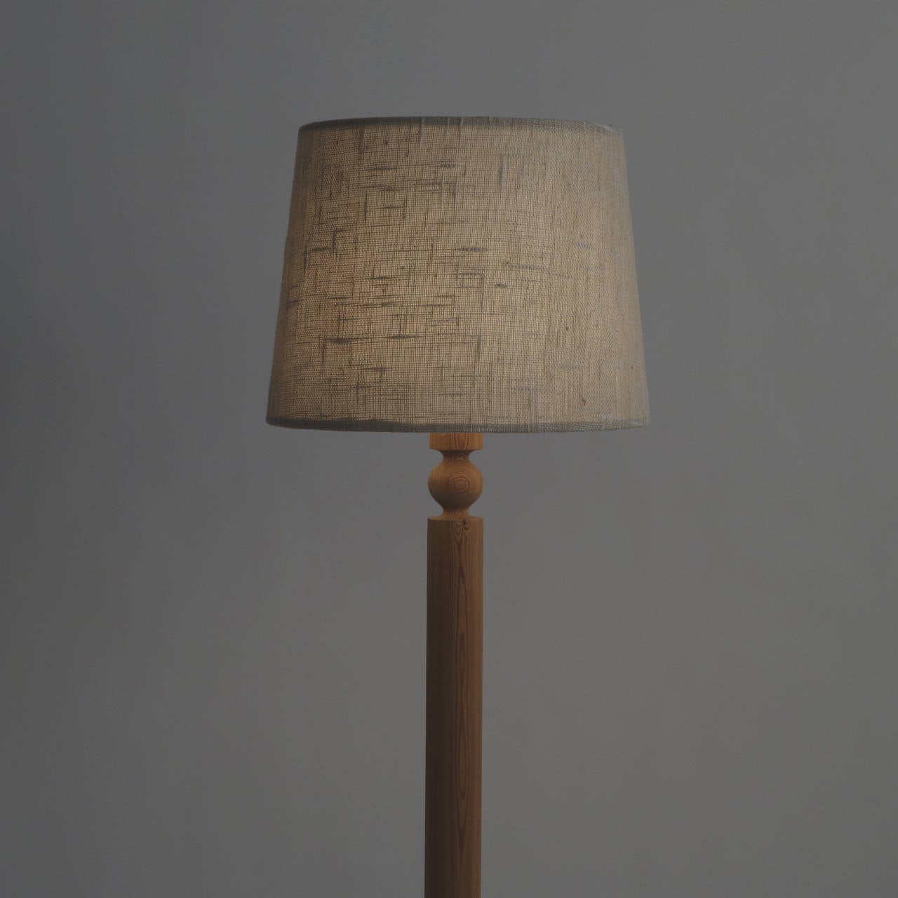 20th Century Pair of Luxus Fir Floor Lamps