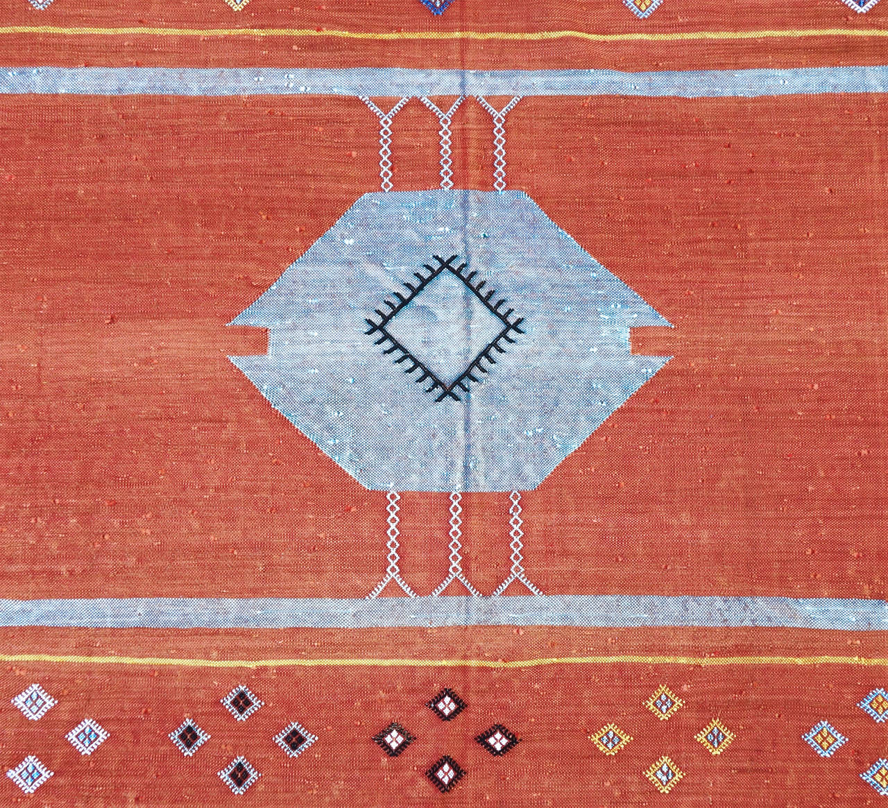 moroccan silk rug
