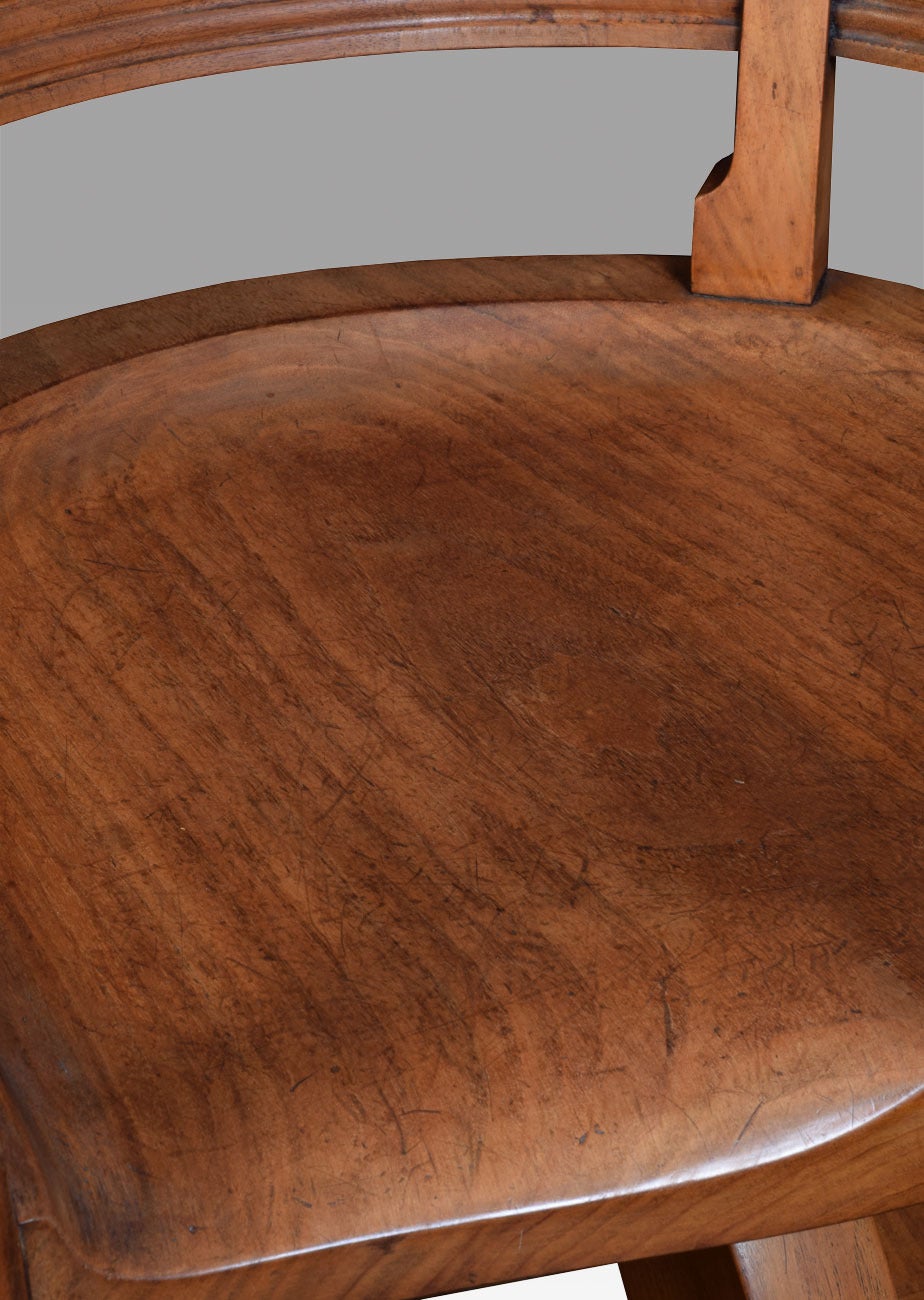 Walnut Office / Captain’s Revolving Desk Chair In Good Condition In Cheshire, GB