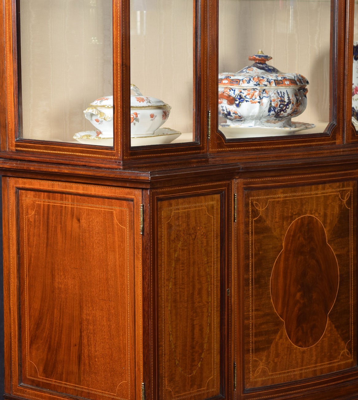 20th Century Edwardian Mahogany Inlaid Display Cabinet