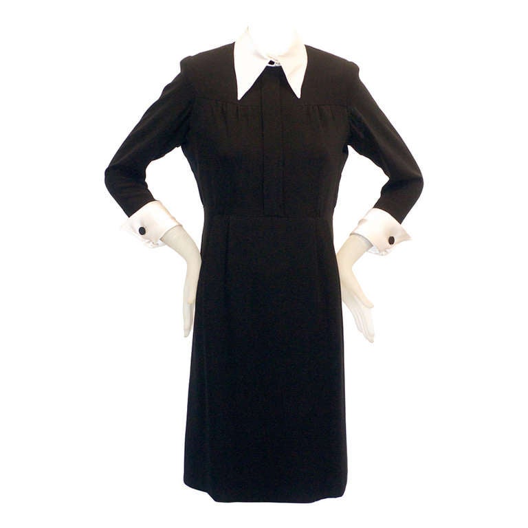 1970s VALENTINO HAUTE COUTURE Black Dress with White Silk Collar and Cuffs For Sale