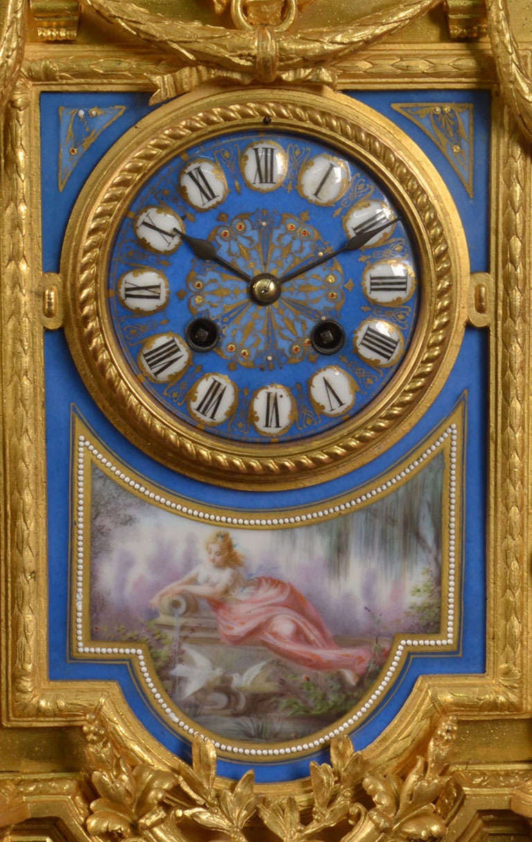 French Gilt Metal and Porcelain Mantle Clock In Excellent Condition In Cheshire, GB