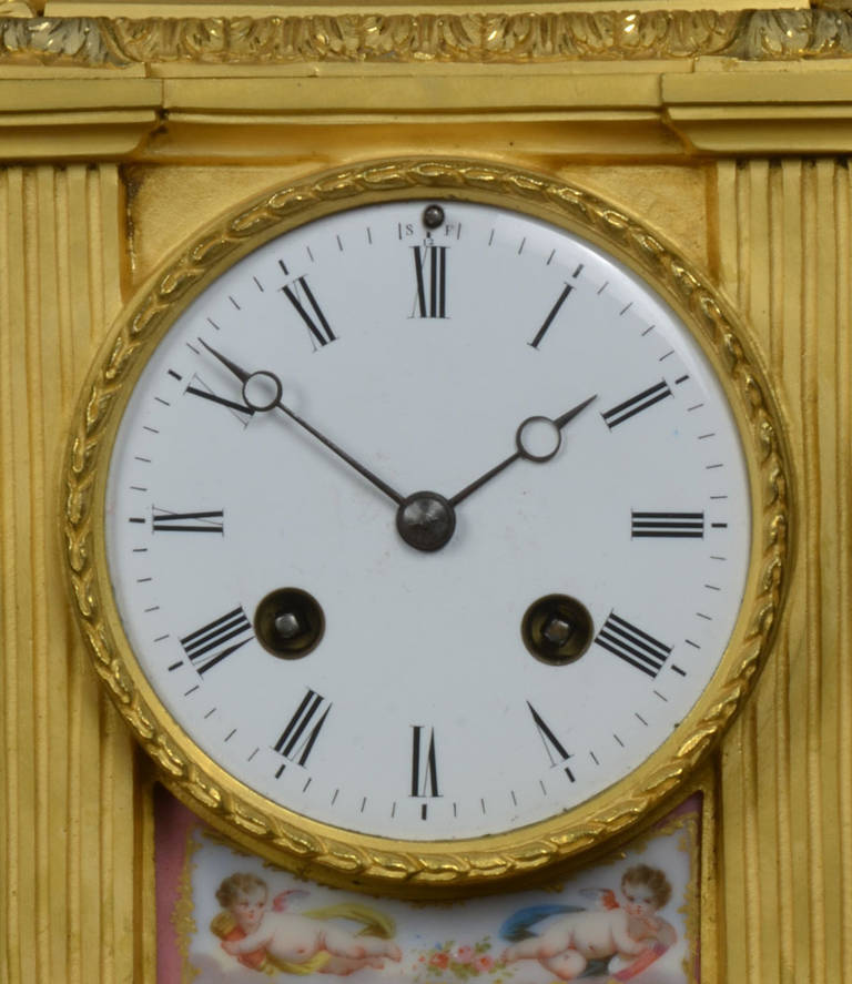 French Gilt Bronze Mantle Clock In Excellent Condition In Cheshire, GB